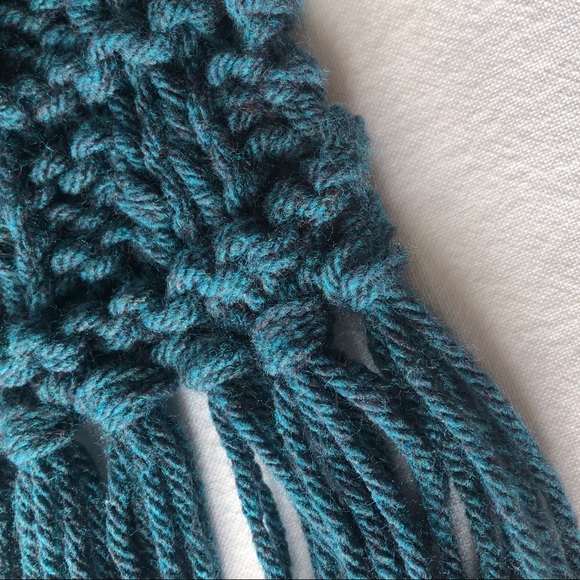 unknown Accessories - Handmade Long Teal Blue Scarf